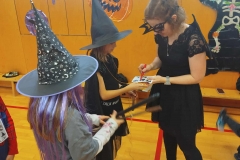 557010295_1702038617419485_261490497776472379_n