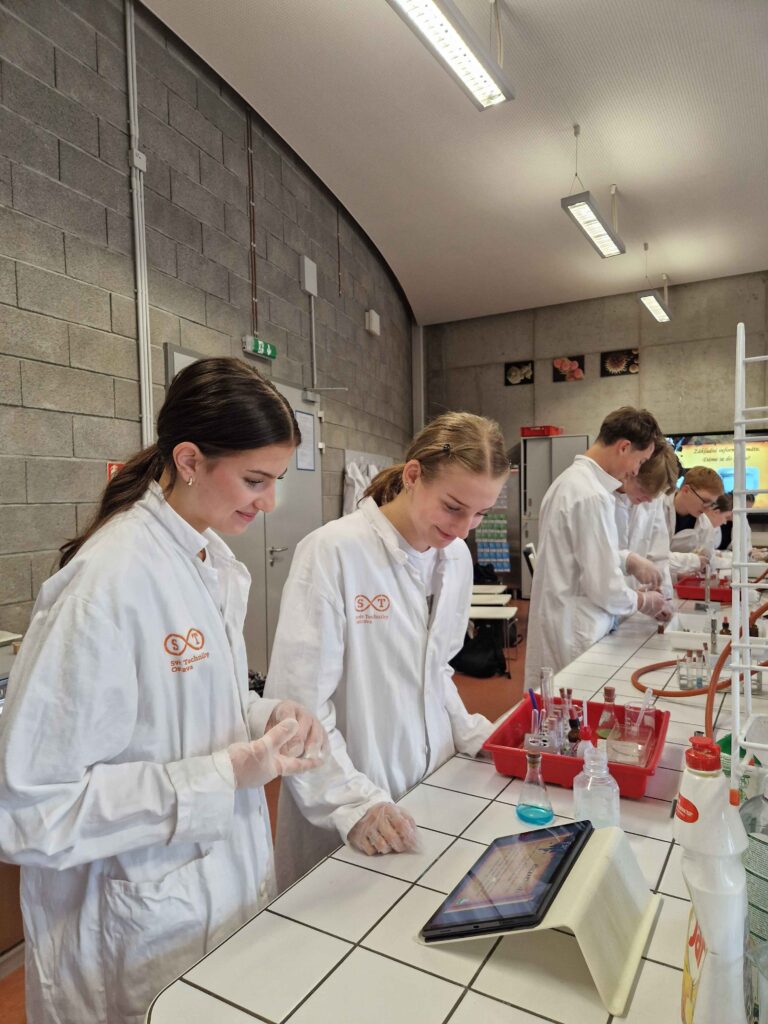 9rocsvettechniky2526 (2)